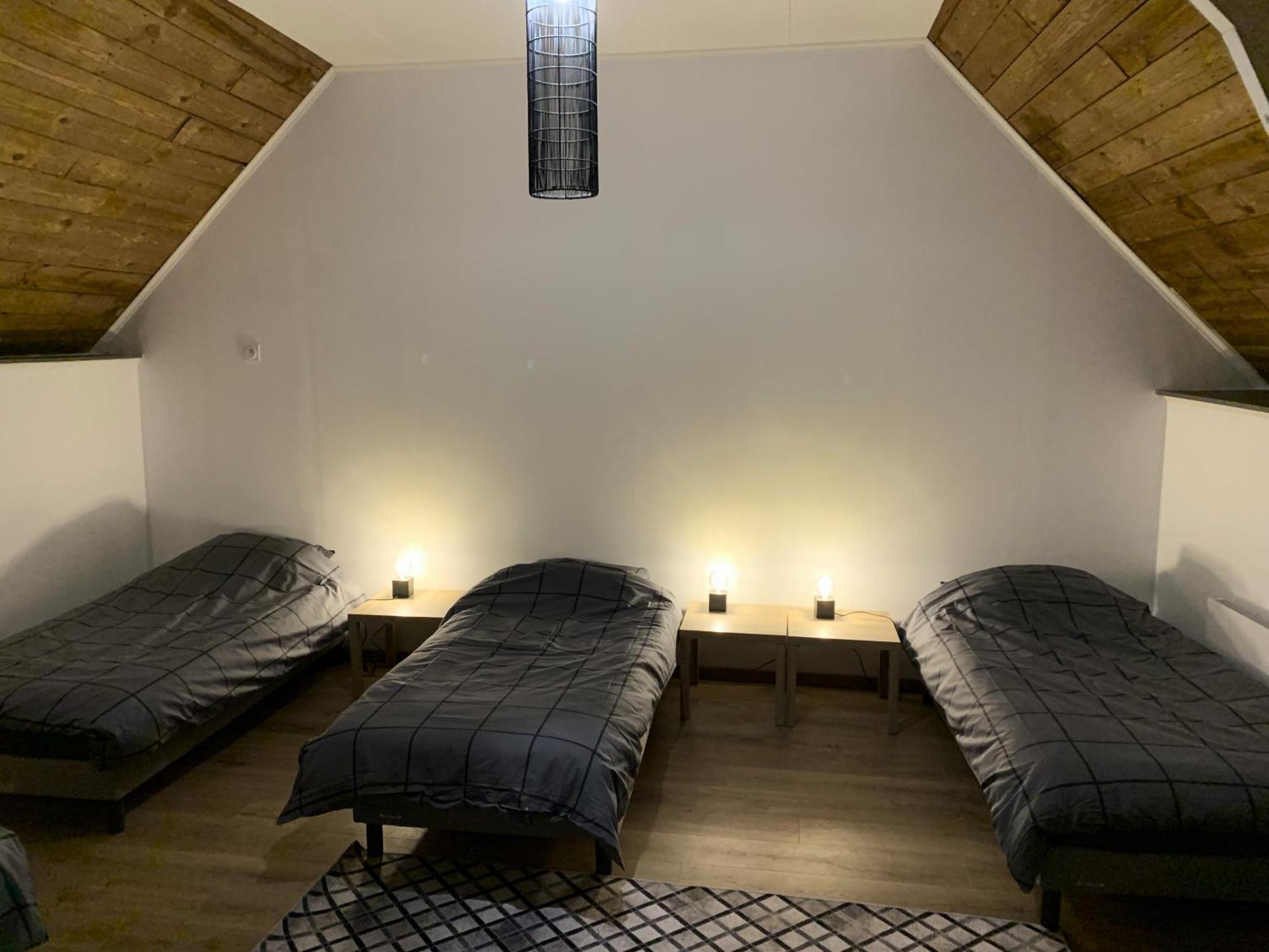 Comfortable House For 6 Guests In Saint-Come-Du-Montヴィラ エクステリア 写真